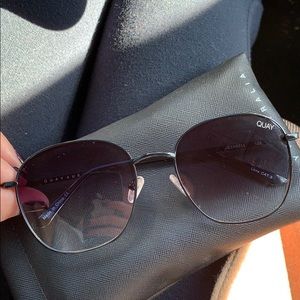 Quay jezabell sunglasses gun/slv